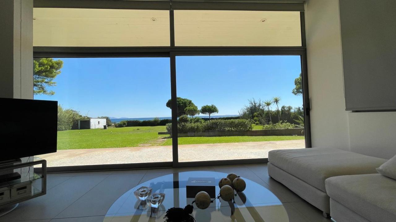 Beachfront Villa Hoopoe Schinias, Marathon Exteriör bild