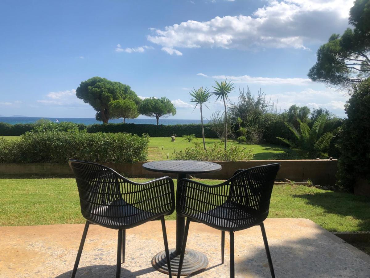 Beachfront Villa Hoopoe Schinias, Marathon Exteriör bild
